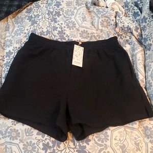 NWT black AUTOMET shorts